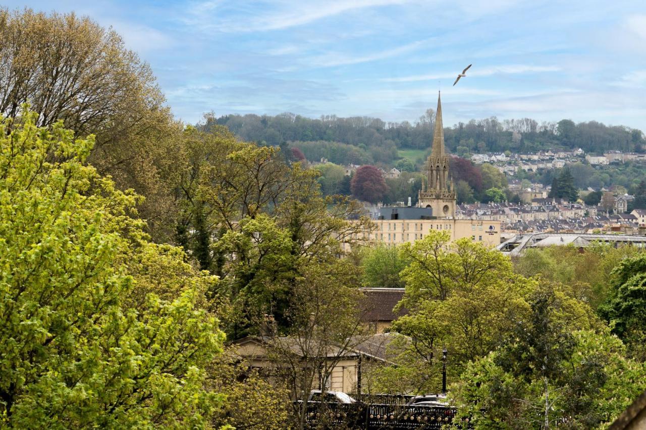 Luxurious Grand 6 Bedroom Home In Bath - Perfect For Groups & Sleeps 12! Exterior photo